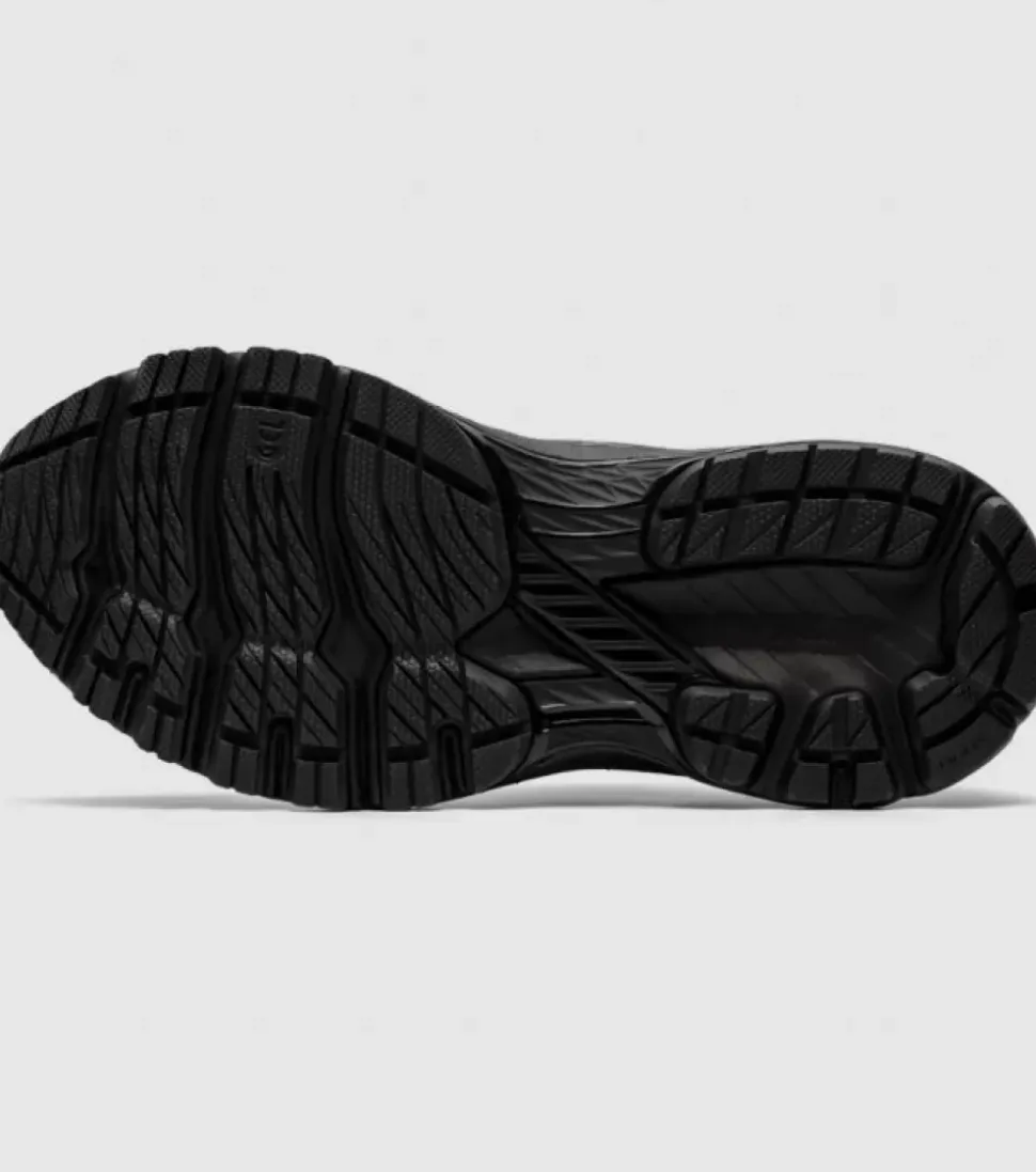 Shop Gt-2000 8 (Gs) Kids Black Gunmetal Kids Run