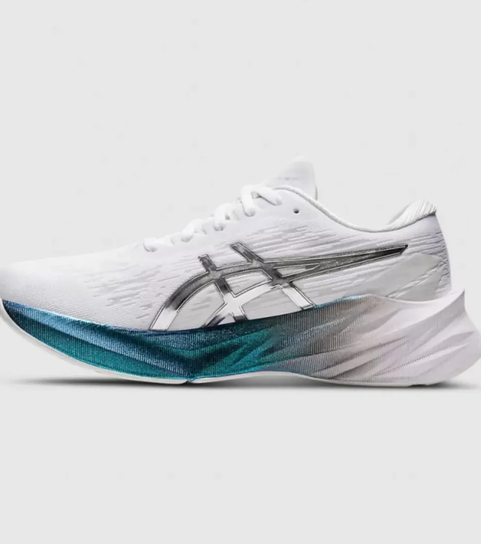 Discount Novablast 3 Platinum Womens Women Run