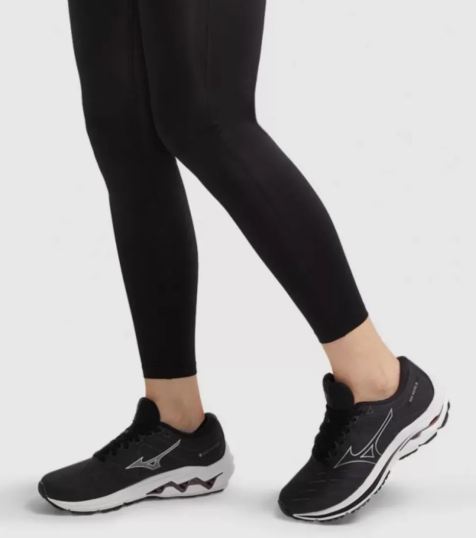Store Wave Inspire 18 (D Wide) Womens Women Run