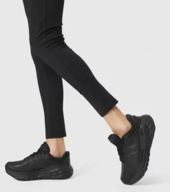 Online 840 V1 (D Wide) Womens Women Walk