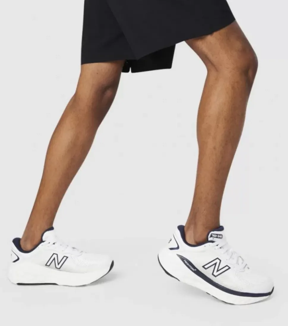 Online 840 V1 (2E Wide) Mens Men Walk