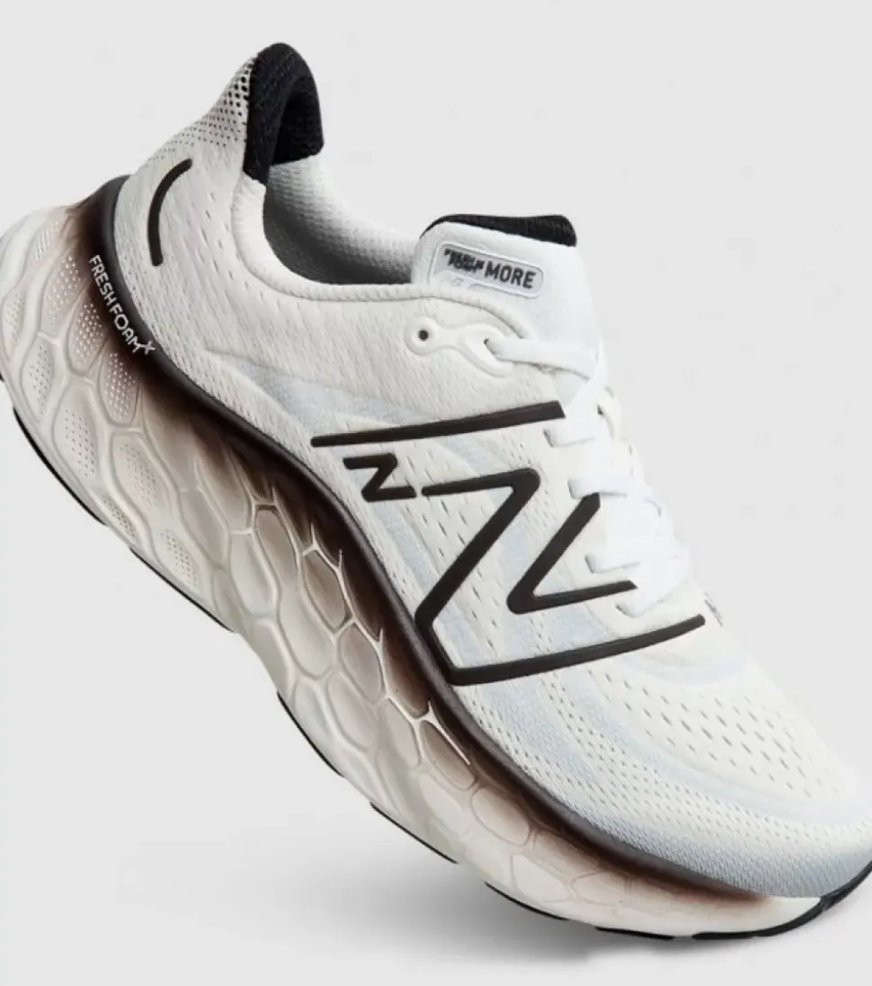 Store Fresh Foam More V4 (2E Wide) Mens Men Run