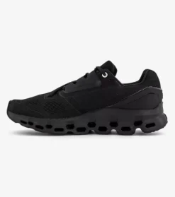 Discount On Cloudstratus Womens Women Run