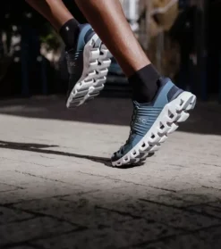 Sale On Cloudswift Mens Men Run