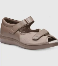 Hot Pedwalker Sandal (D Wide) Womens Women Walk