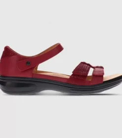 Cheap Negara (D Wide) Womens Women Sandals & Thongs