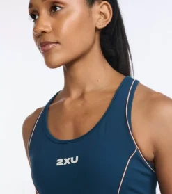 Hot Form Swift Crop Womens Women Tees